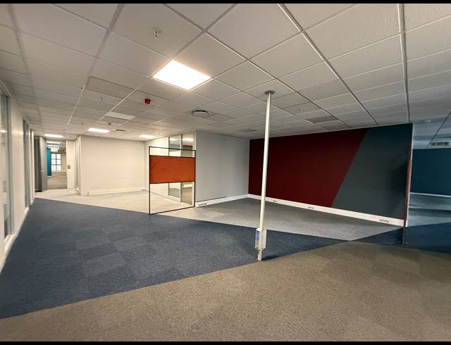 574M² OFFICE TO LET IN ROSEBANK